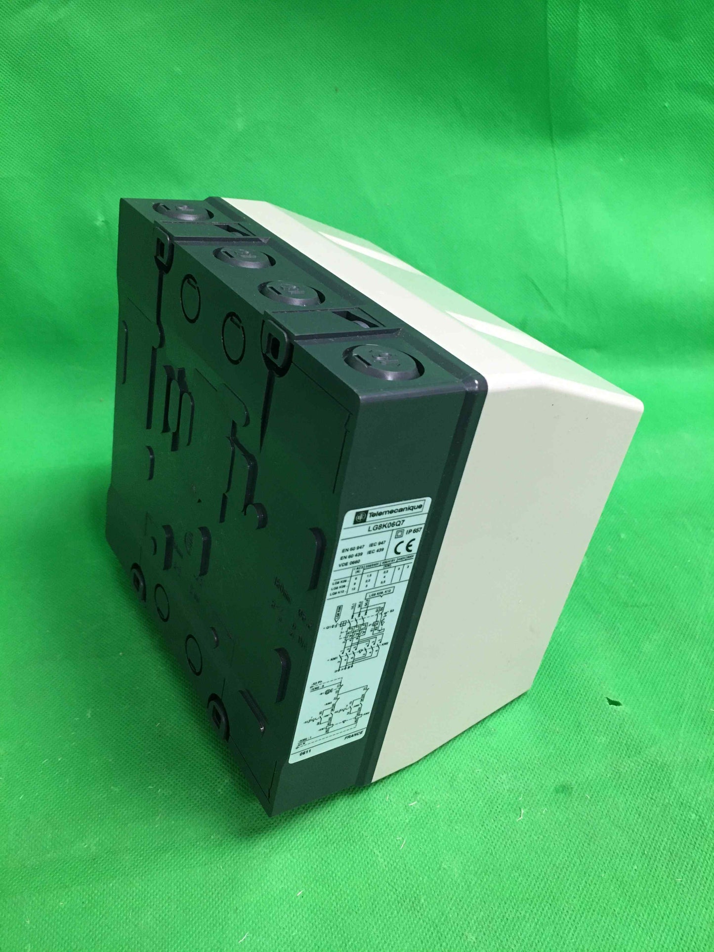 Schneider Electric-LG8K06Q7/LG8K06Q7