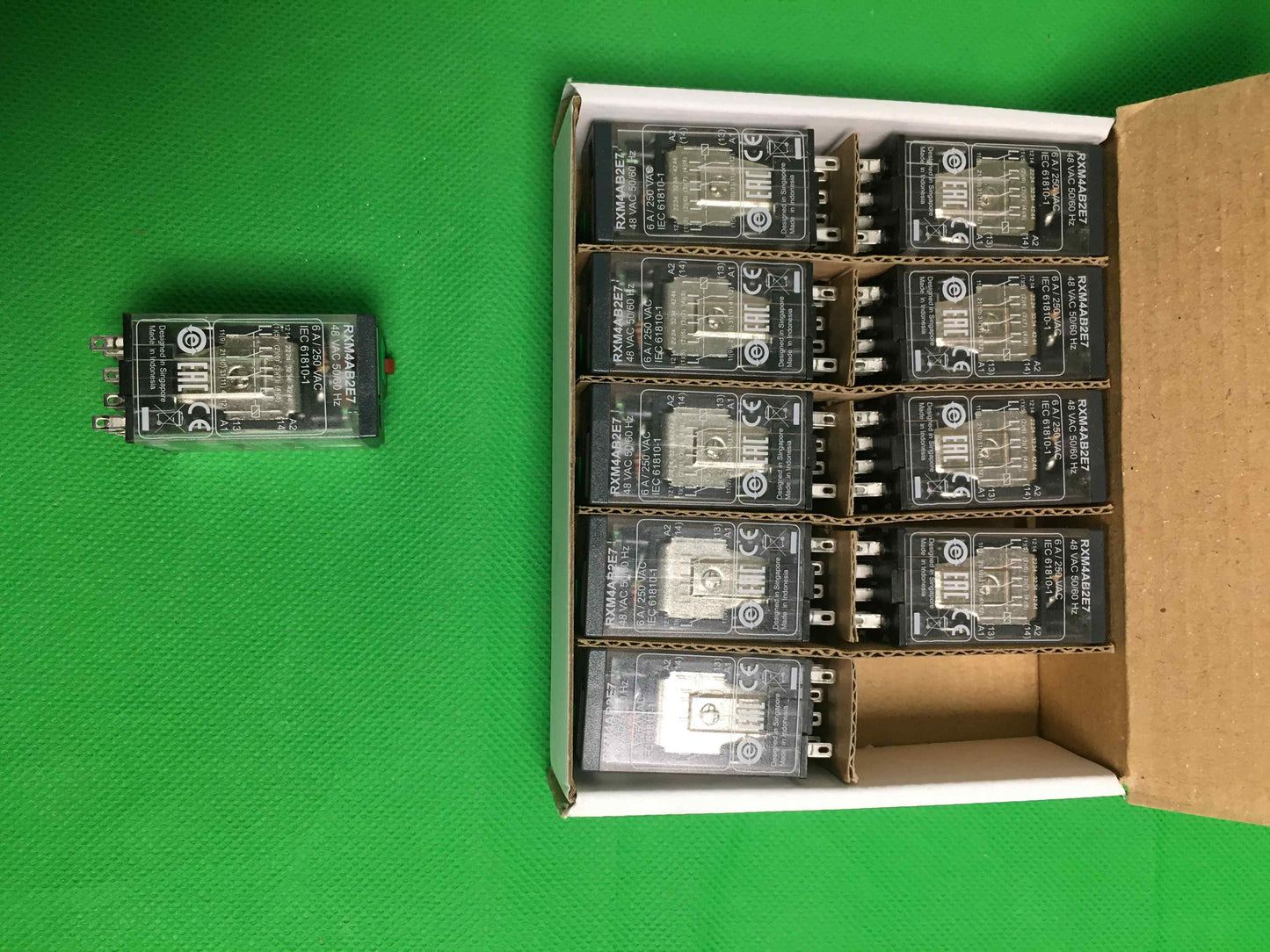 Schneider Electric-RXM4AB2E7/RXM4AB2E7