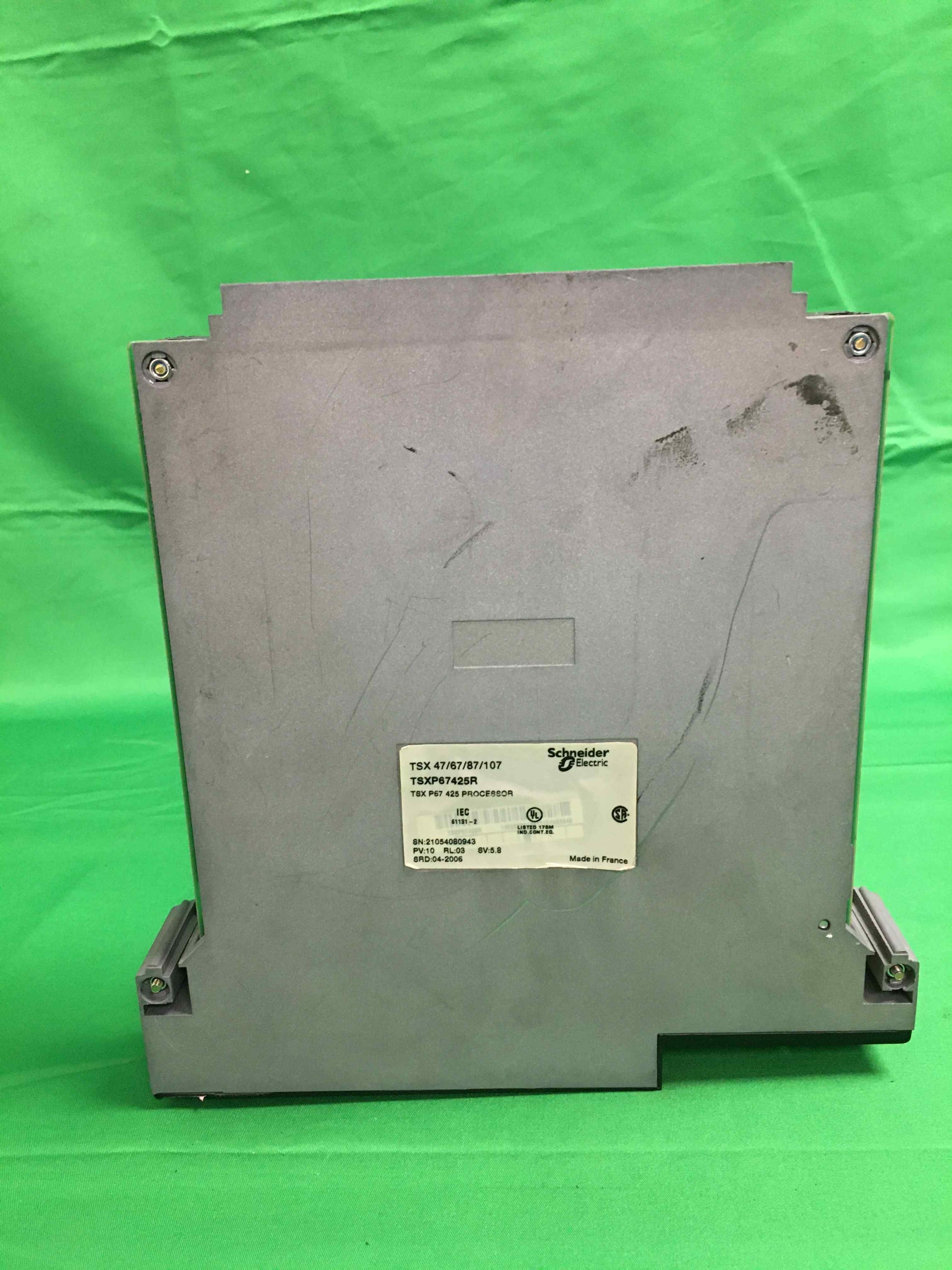 8075