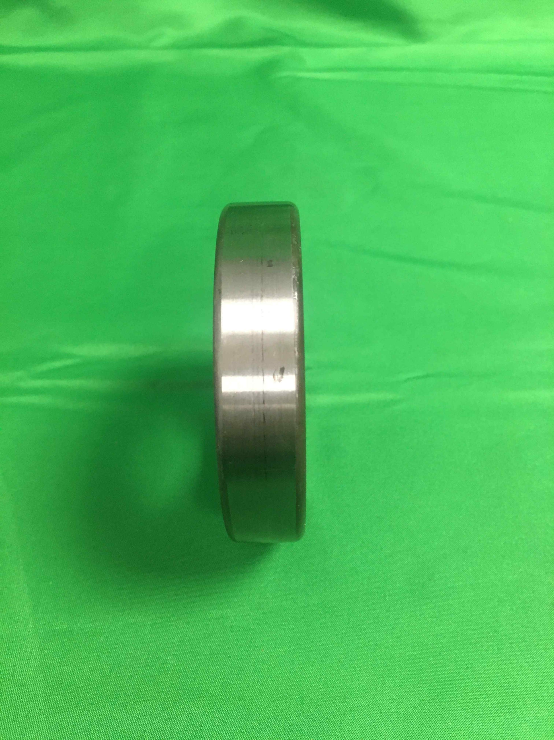 7695