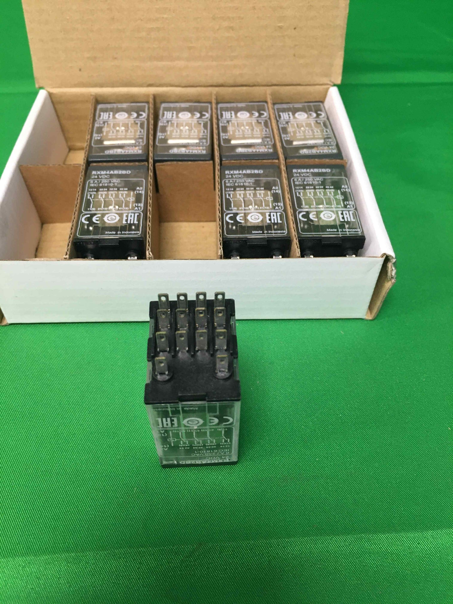 7065