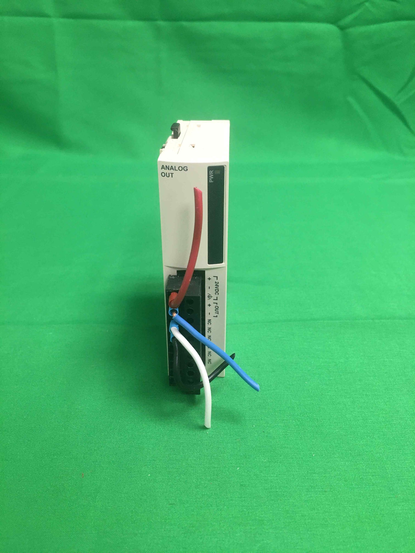 Schneider Electric-TM2AMO1HT/TM2AMO1HT