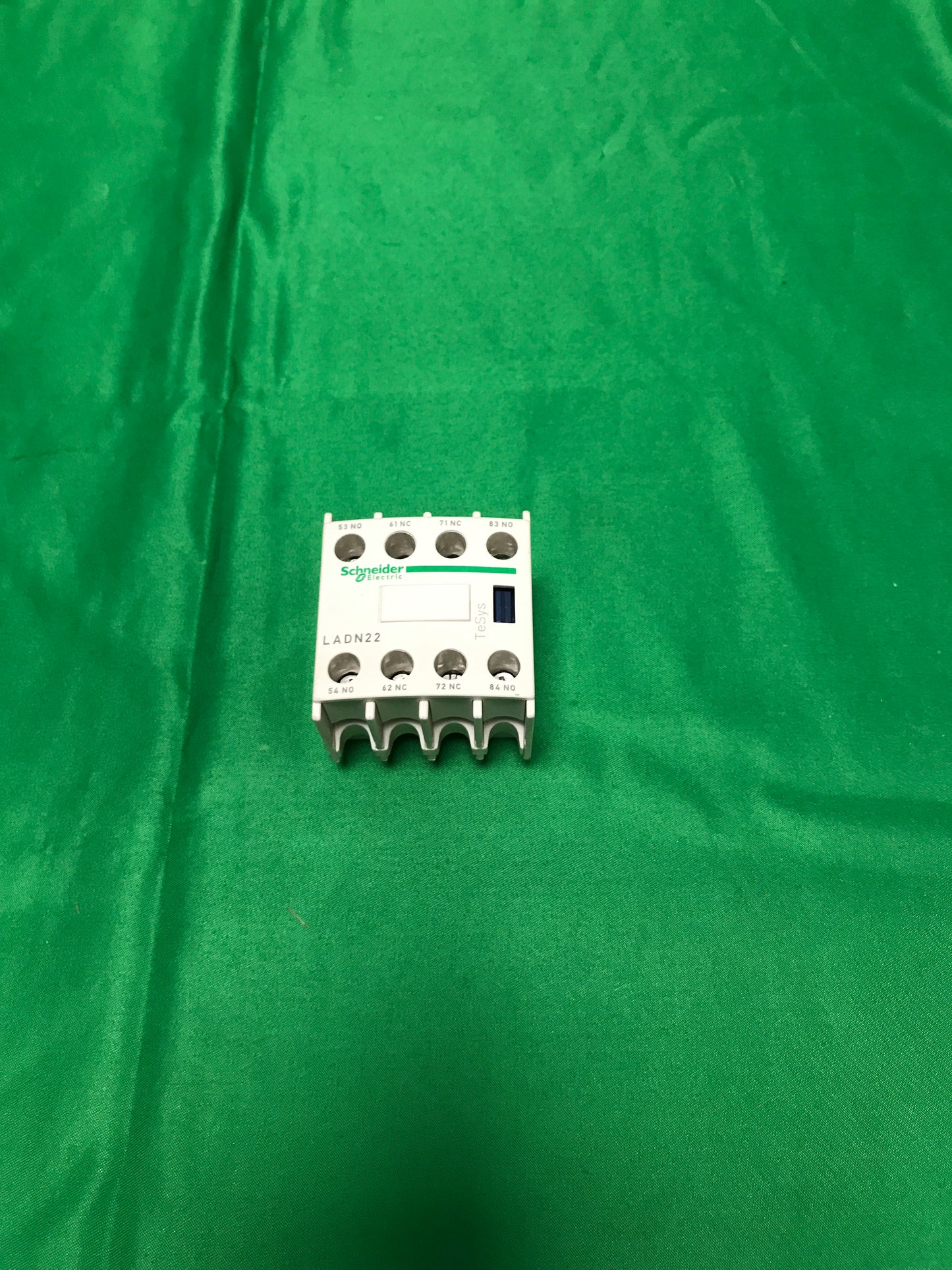 7020