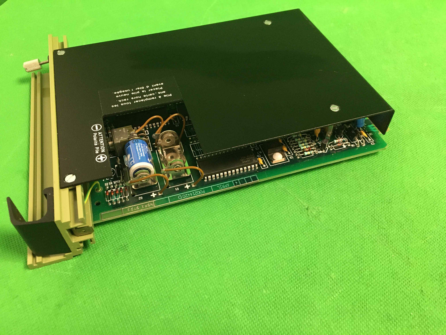 Schneider Electric-5MVV831/5MVV831