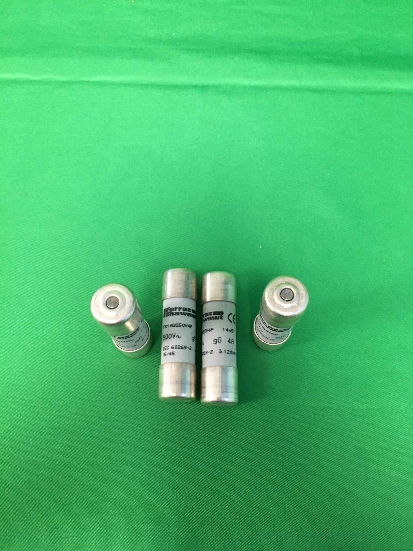 6980