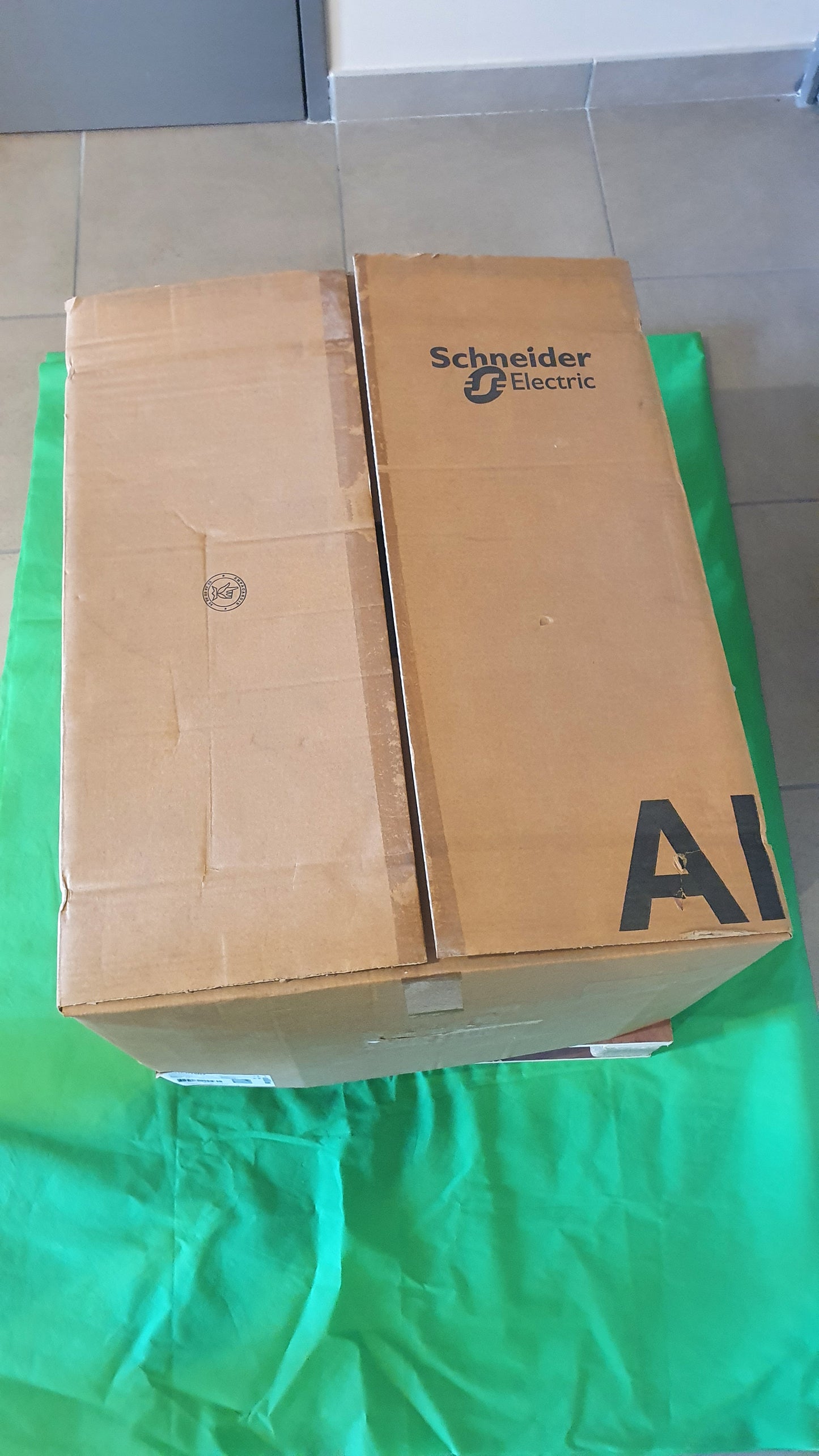 Schneider Electric-ATV31CD15N4/ATV31CD15N4