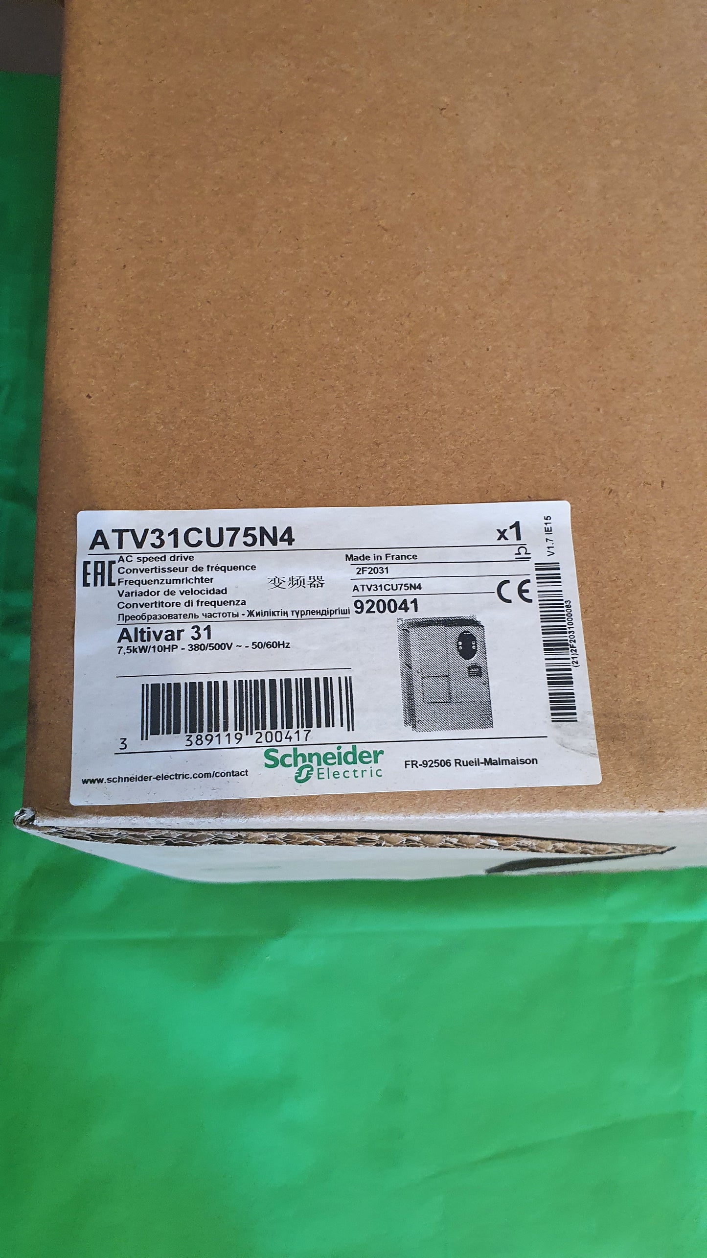 Schneider Electric-ATV31CU75N4/ATV31CU75N4