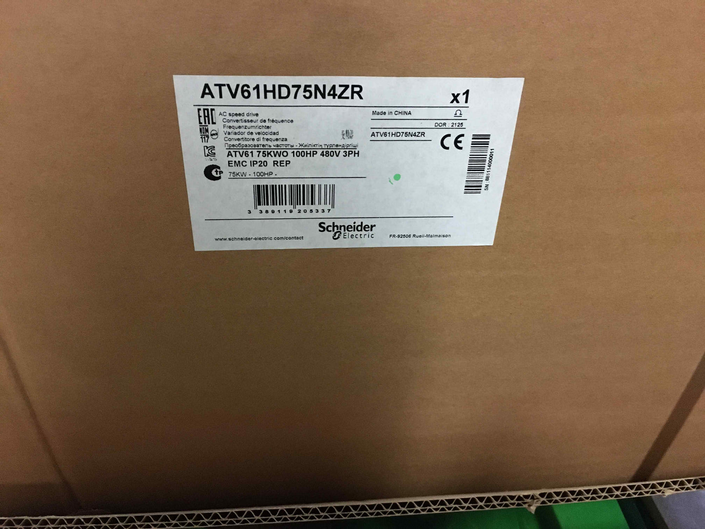 Schneider Electric-ATV61HD75N4Z/ATV61HD75N4Z