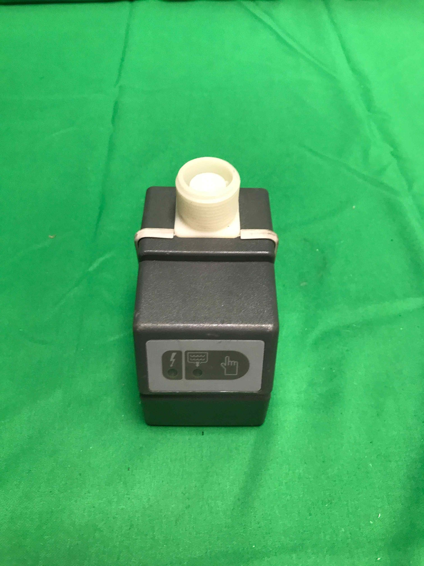 6787