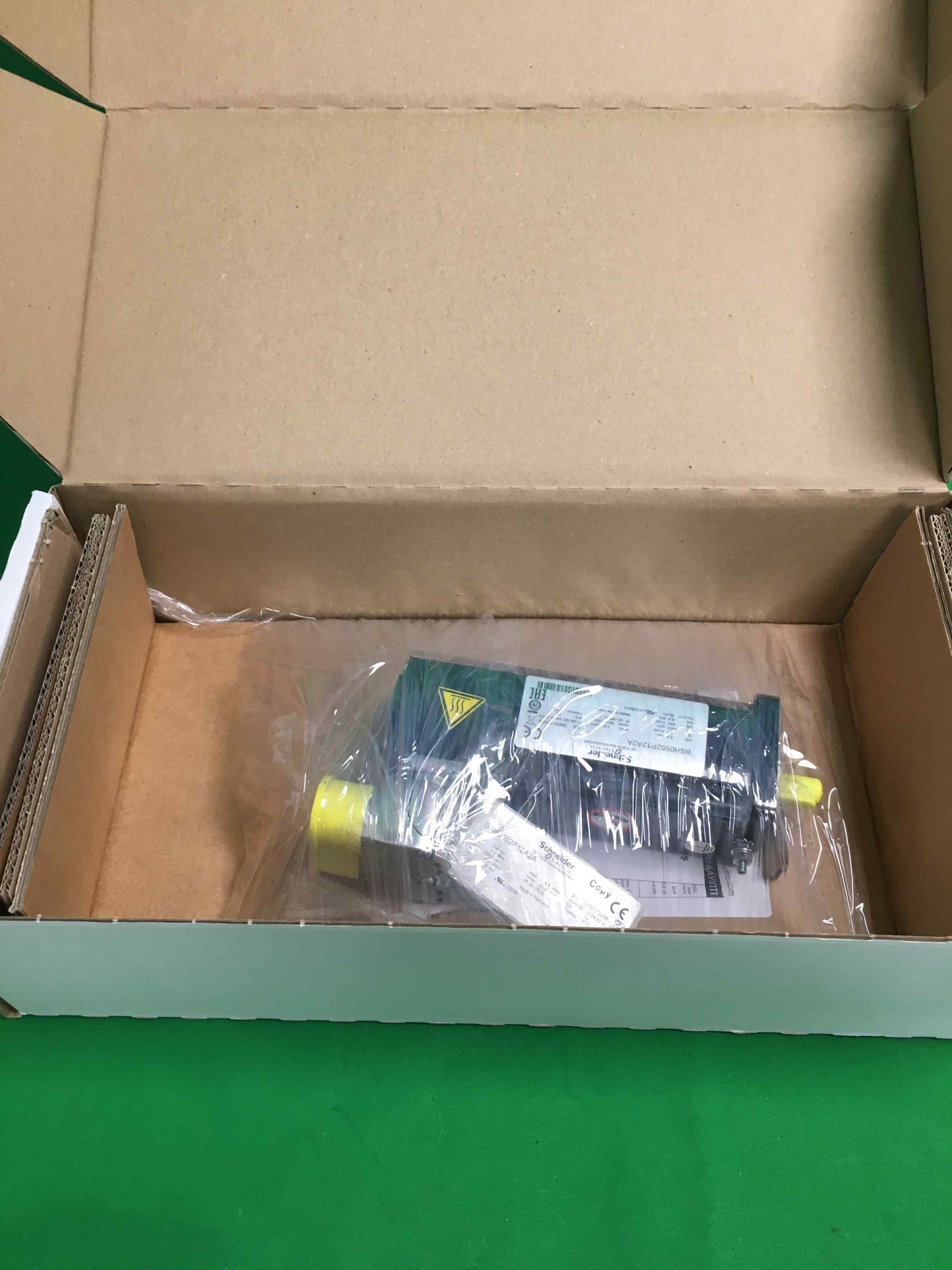 Schneider-Electric -BSH0552P12A2A/BSH0552P12A2A