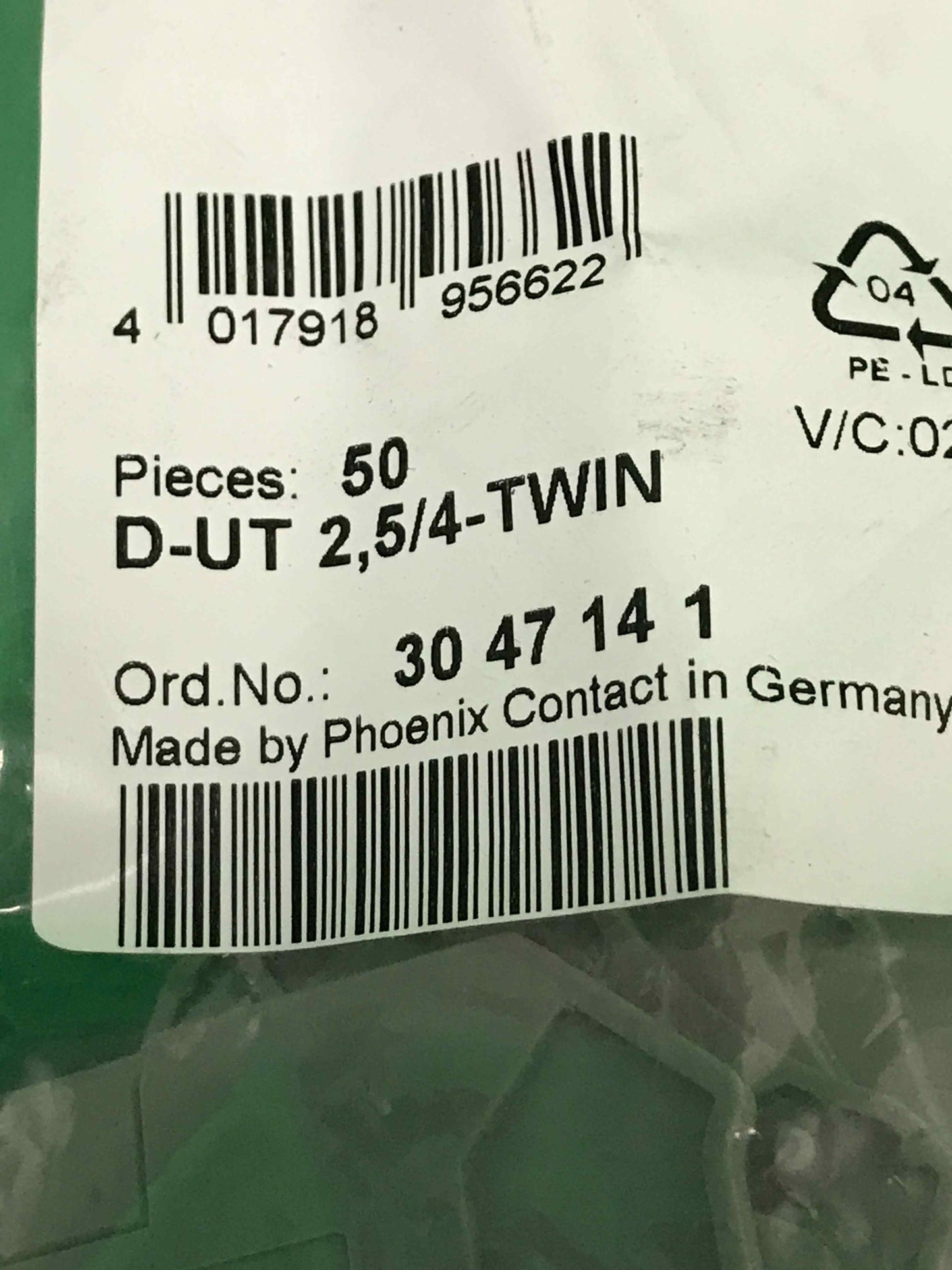 6795