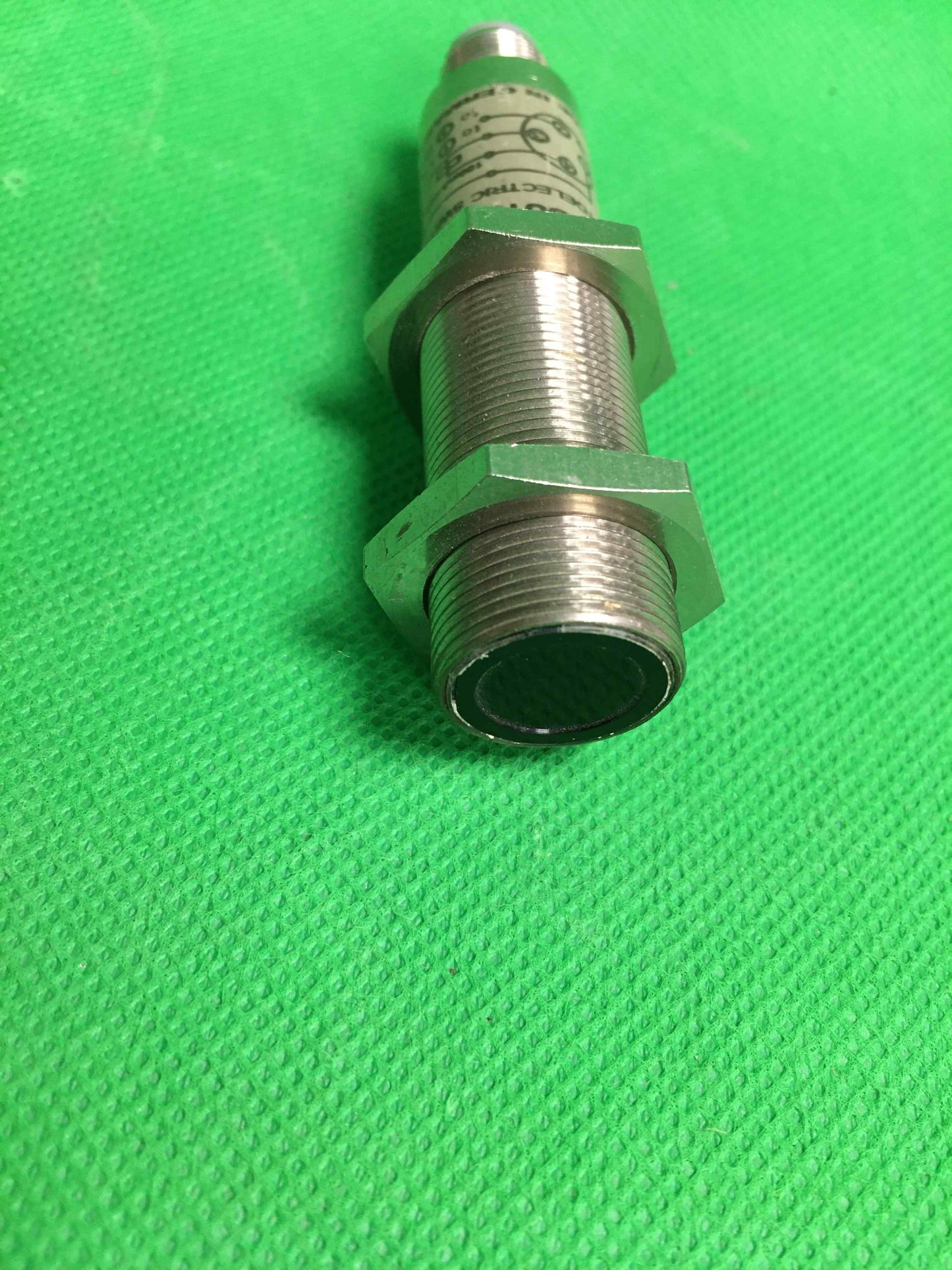 Omron-E3F2-DS10B4-M1-M/E3F2DS10B4M1M