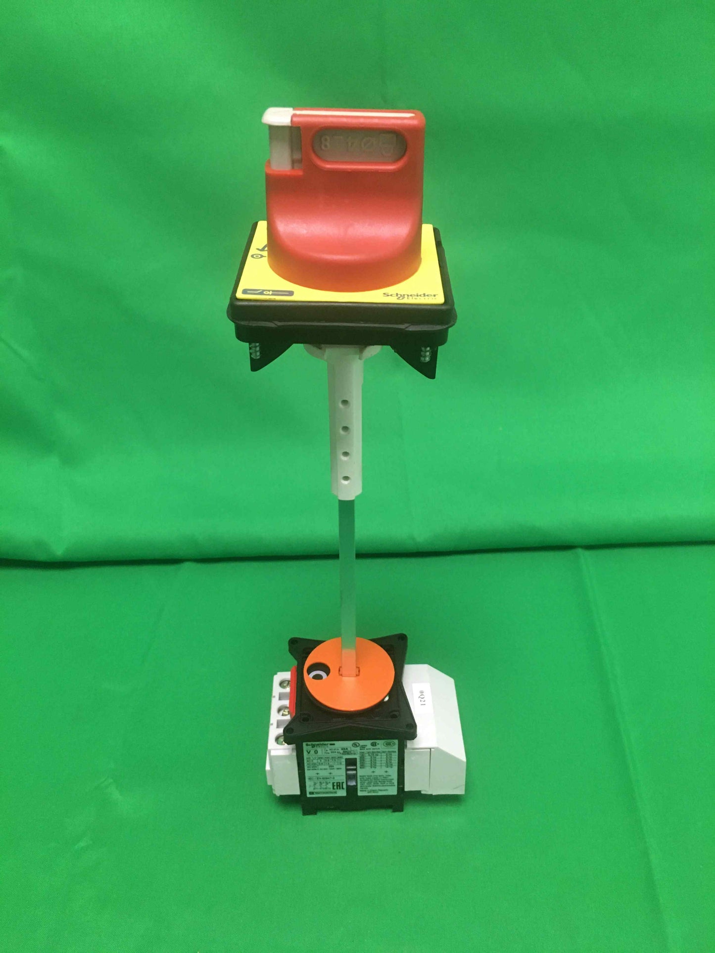 7547