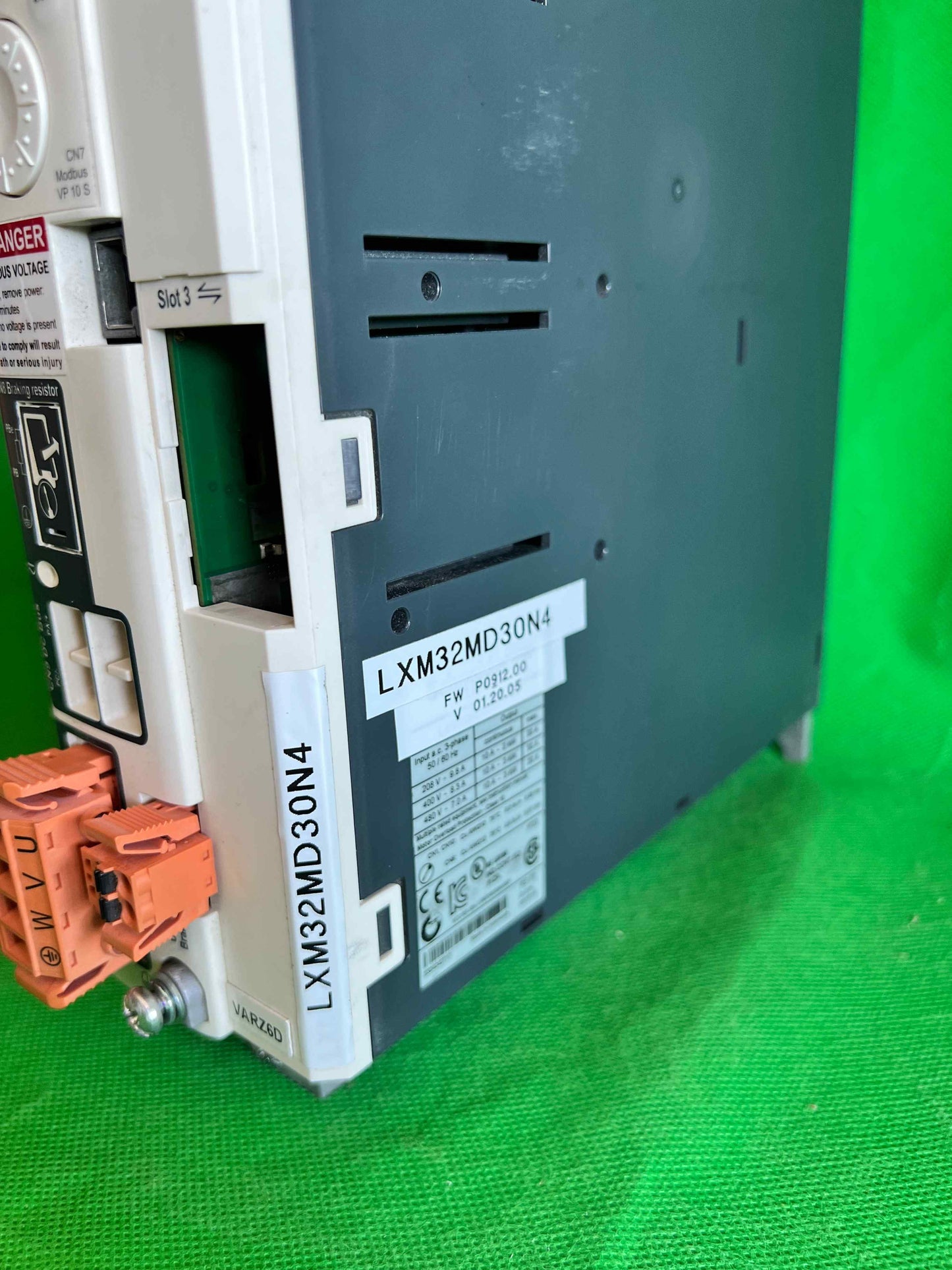Schneider-Electric-LXM32MD30N4/LXM32MD30N4
