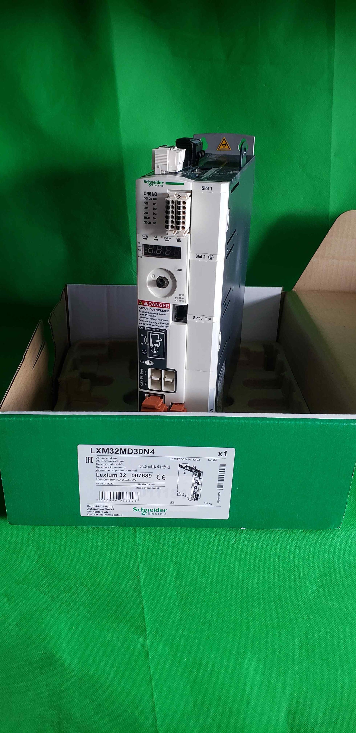 Schneider Electric-LXM32MD30N4/LXM32MD30N4