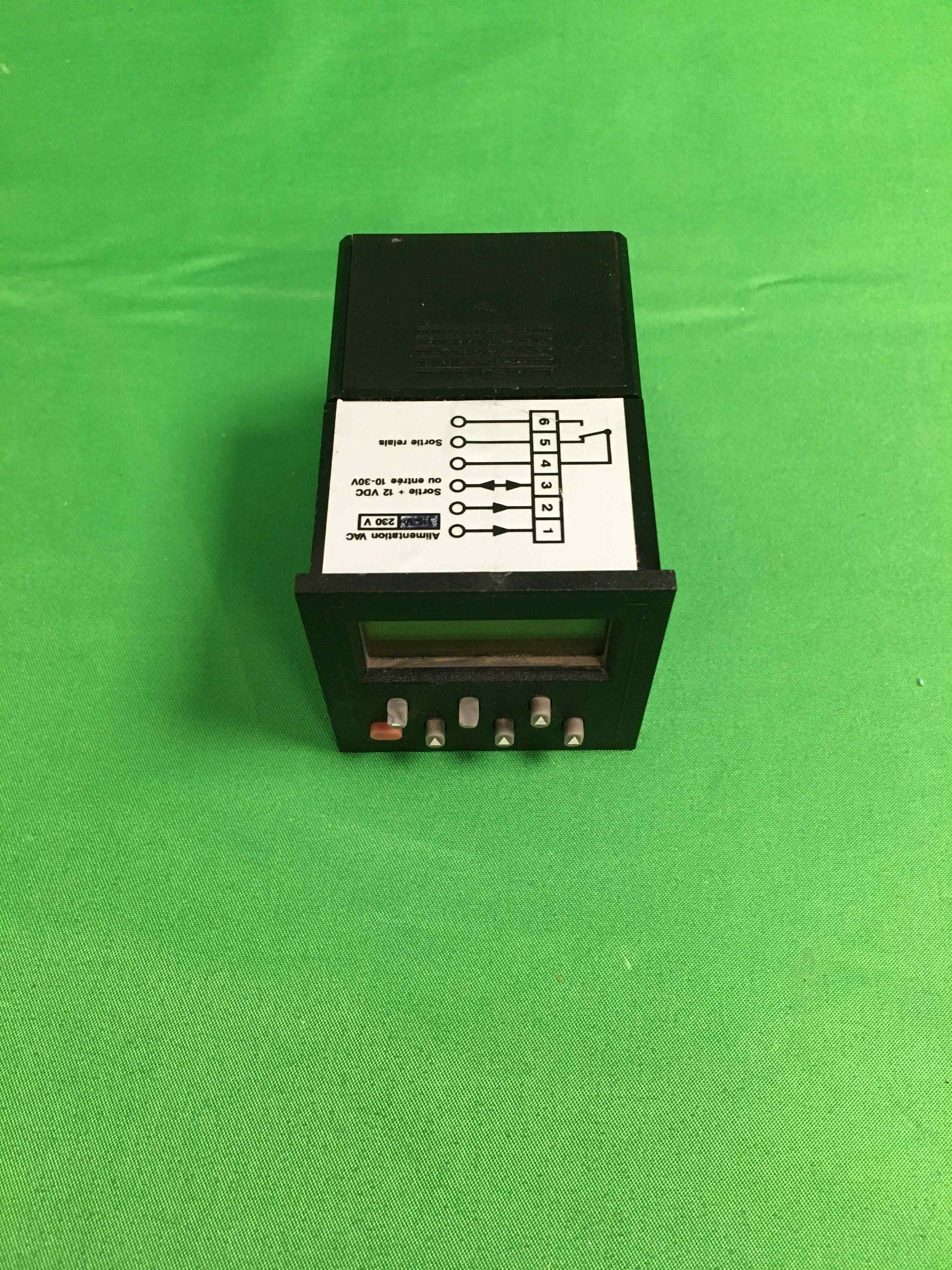 7746