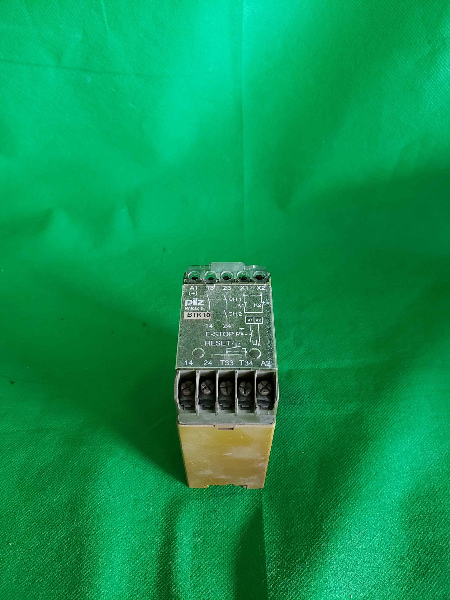 Pilz-PNOZ 5 24 VDC 2S/PNOZ524VDC2S