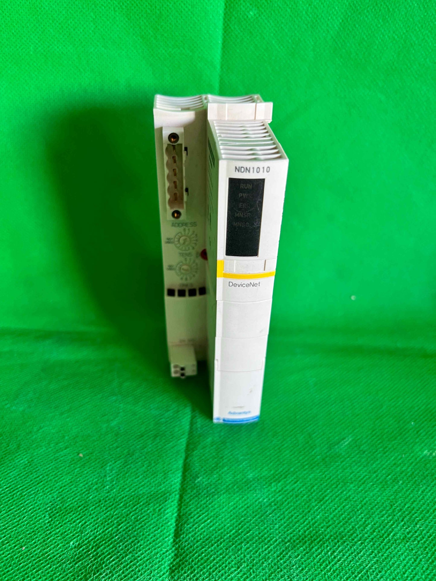 Schneider Electric-STBNDN1010/STBNDN1010