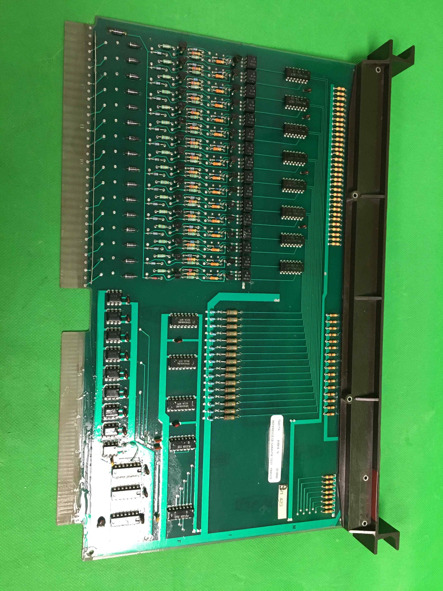 Schneider Electric-T2201TA/T2201TA
