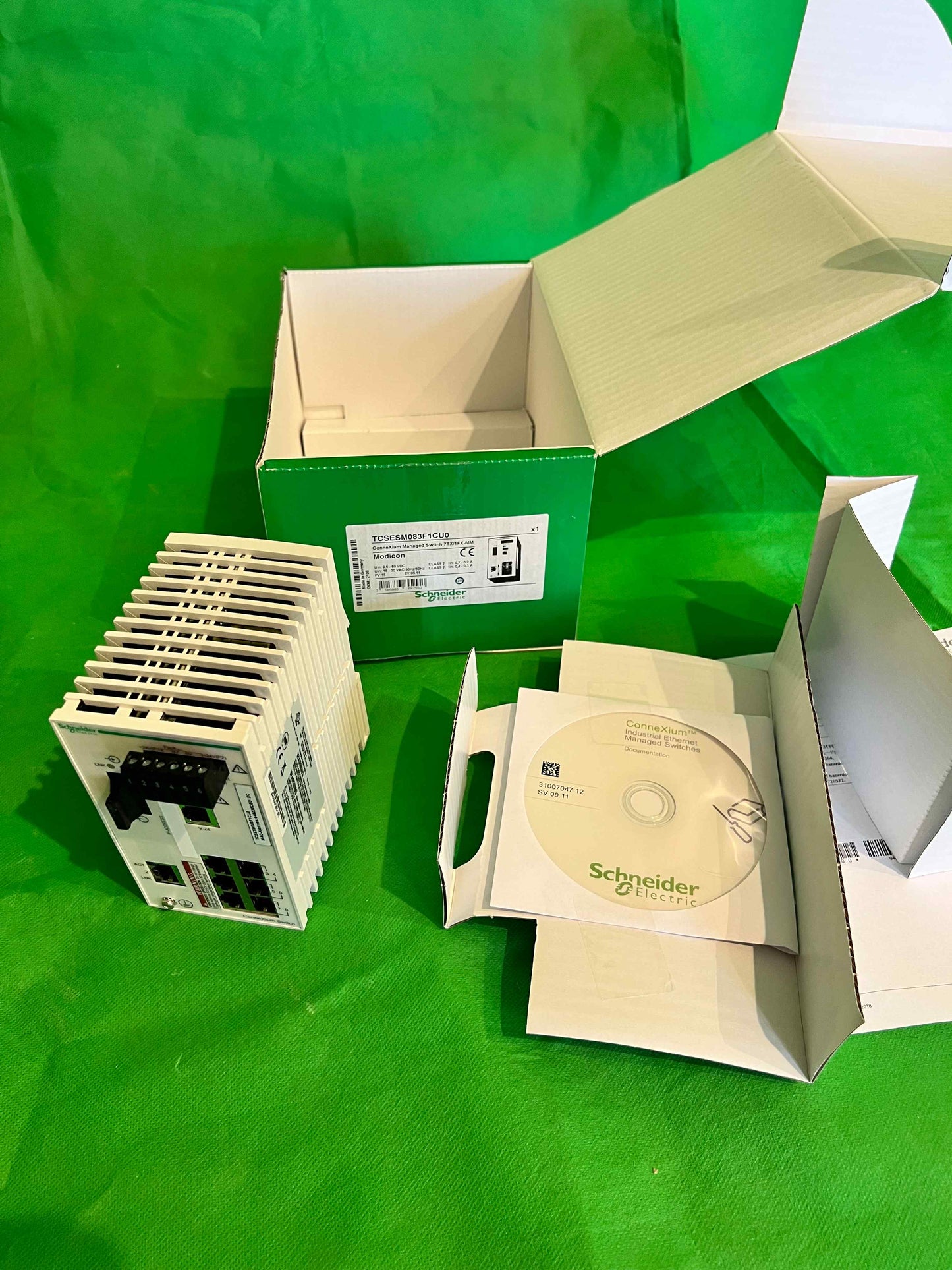 Schneider Electric-TCSESM083F1CU0/TCSESM083F1CU0