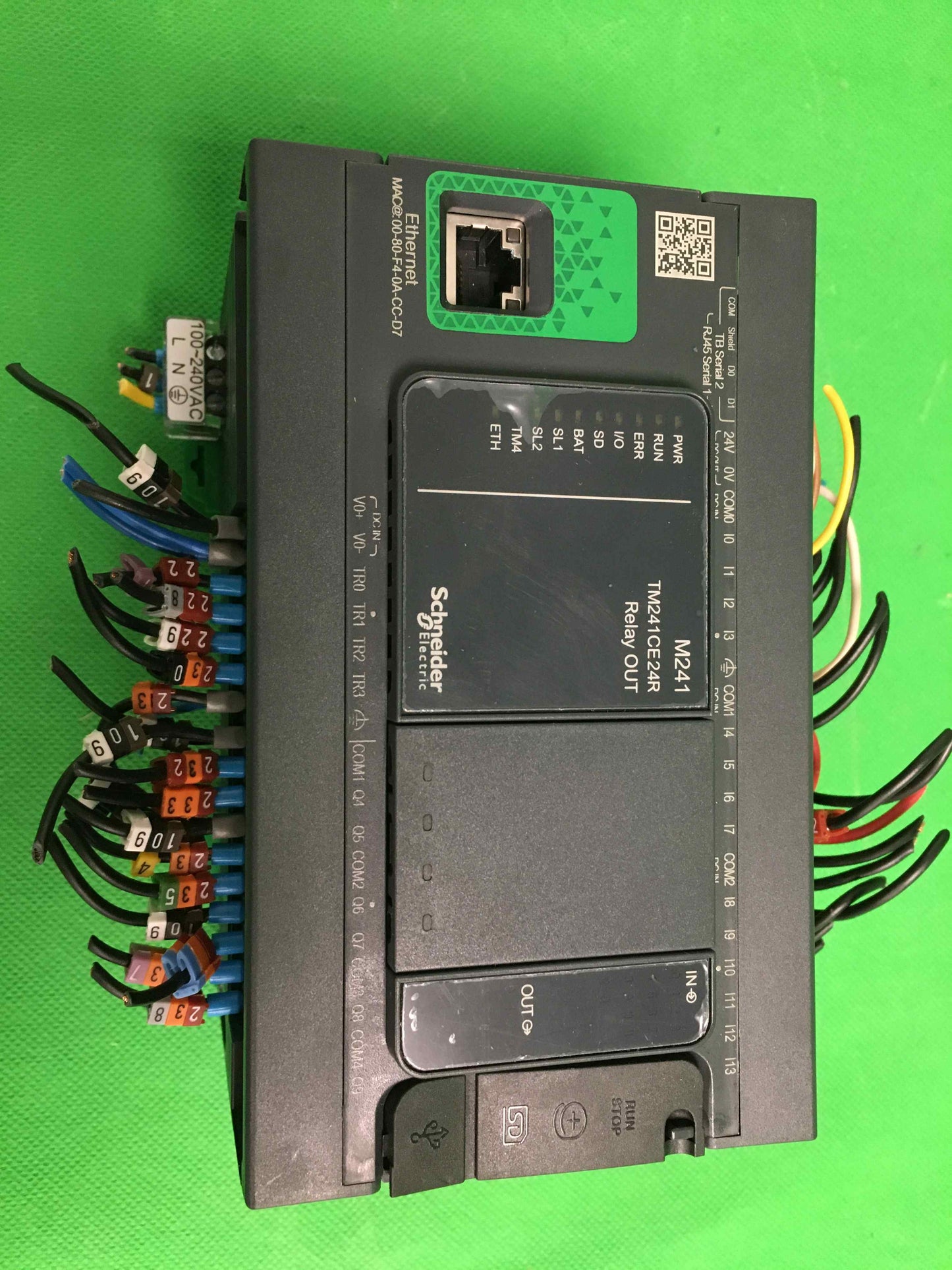 Schneider Electric-TM241CE24R/TM241CE24R