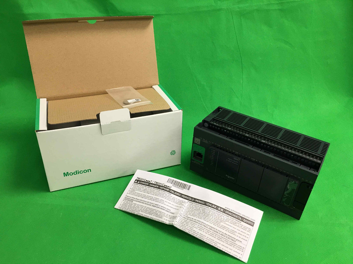 Schneider Electric-TM241CE40T/TM241CE40T