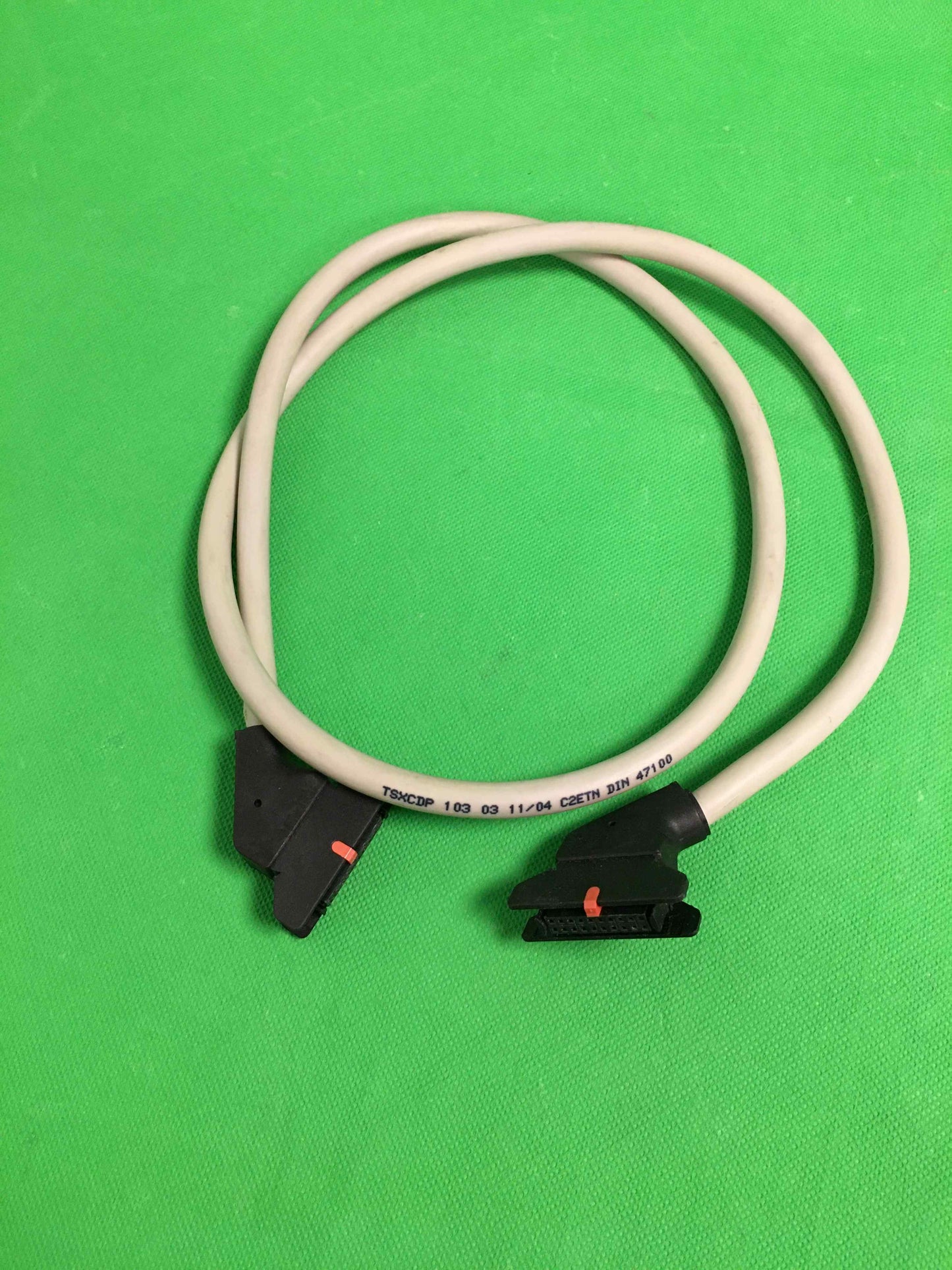 Schneider Electric-TSXCDP10303/TSXCDP10303