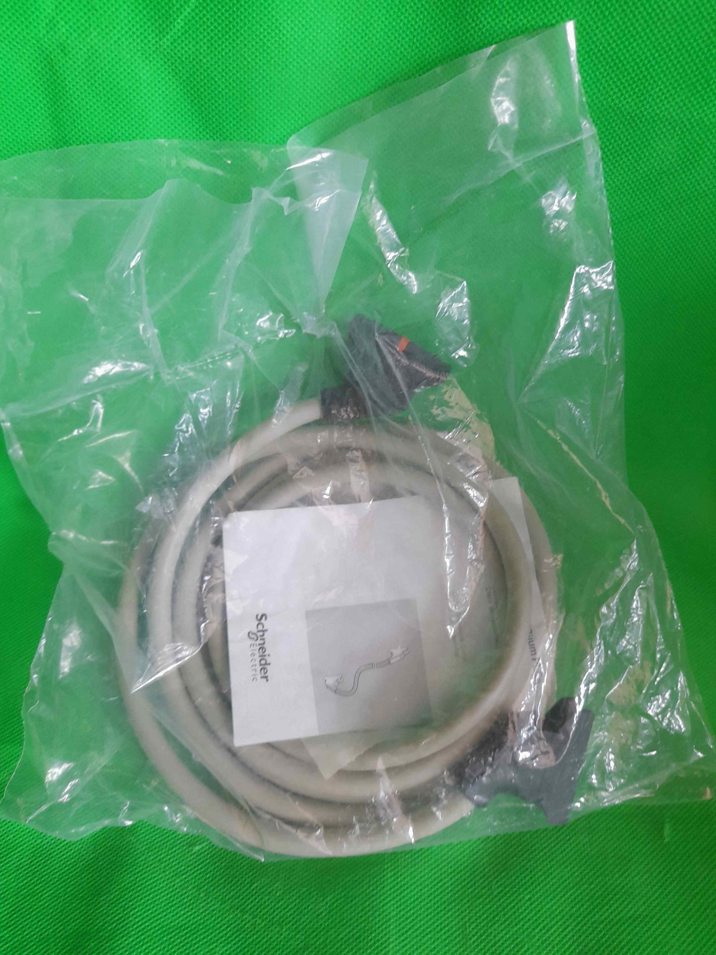 Schneider Electric-TSX CDP 203 USED/TSXCDP203