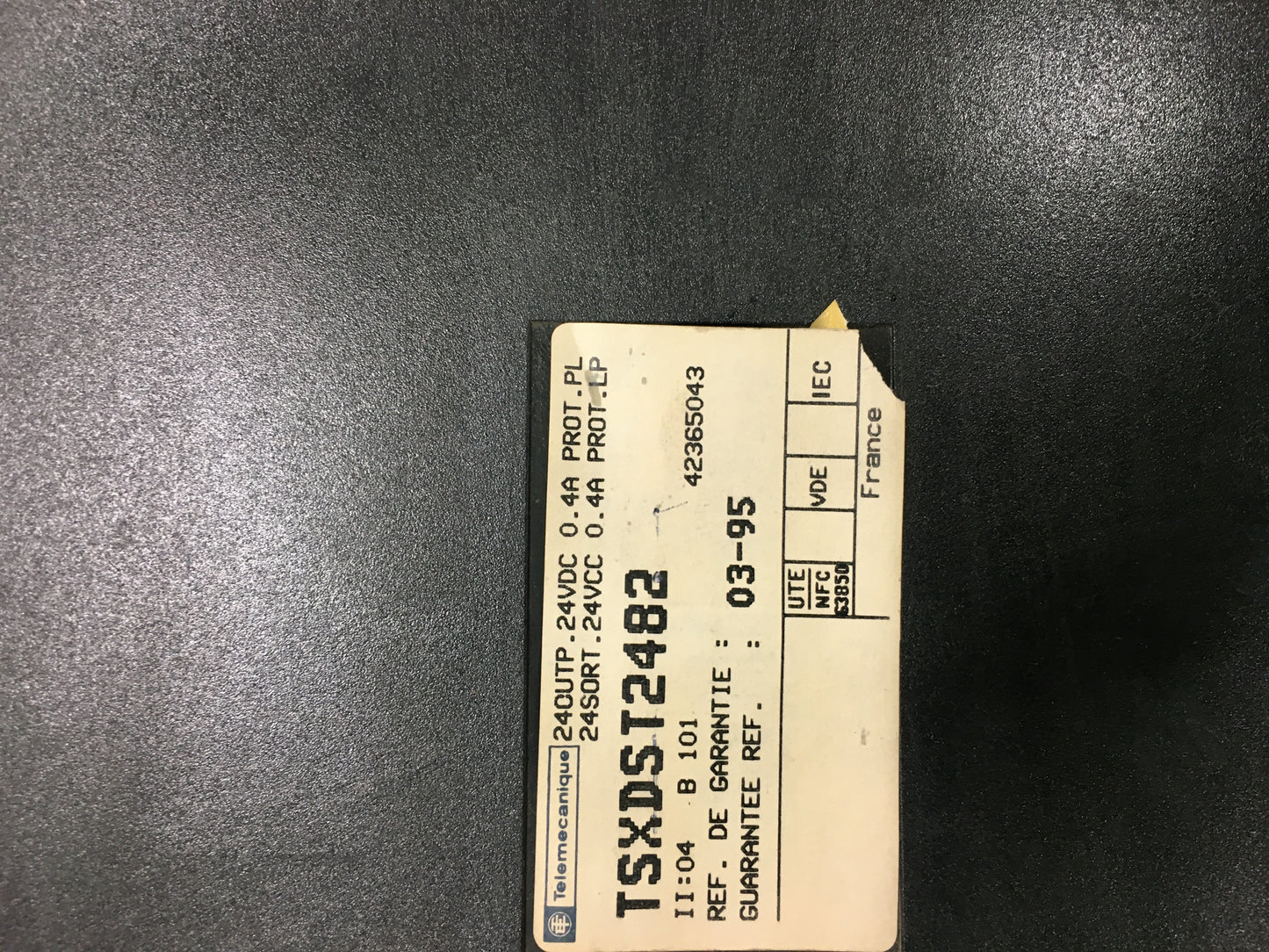 Telemecanique-TSXDST2482/TSXDST2482