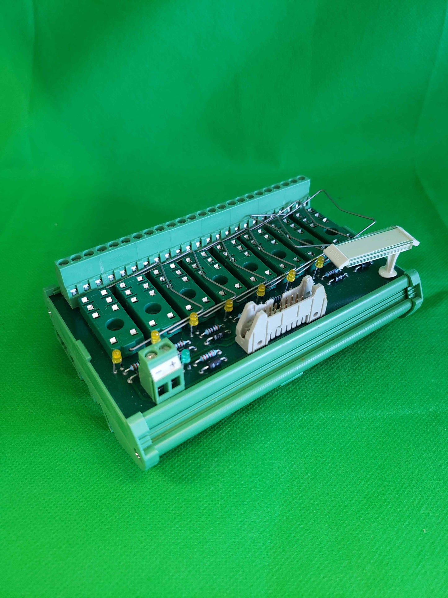 Pheonix Contact-UMK- 8 RELS KSR-G24 21 PLC Neuf/UMK8RELSKSRG2421PLC