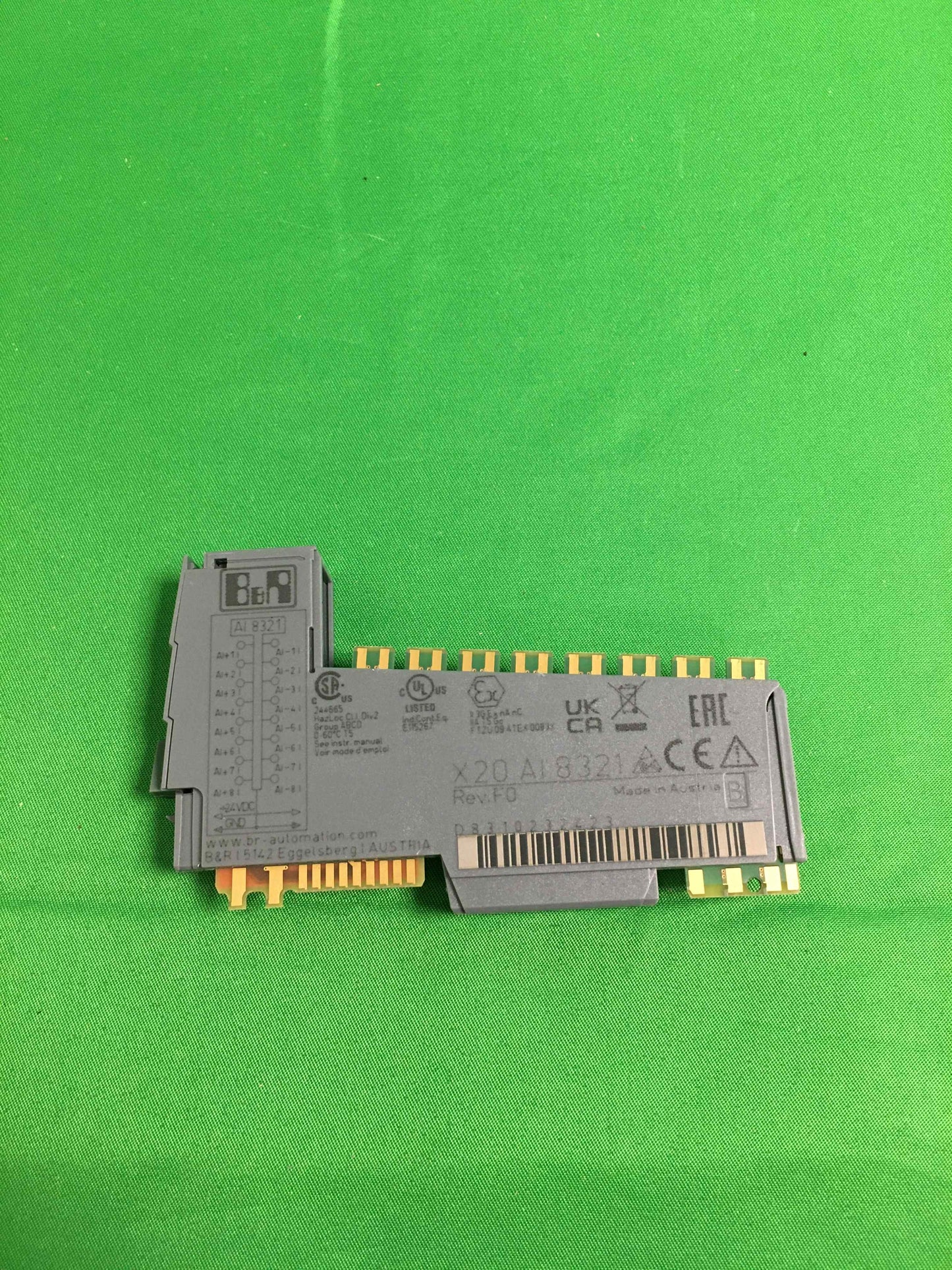 7896