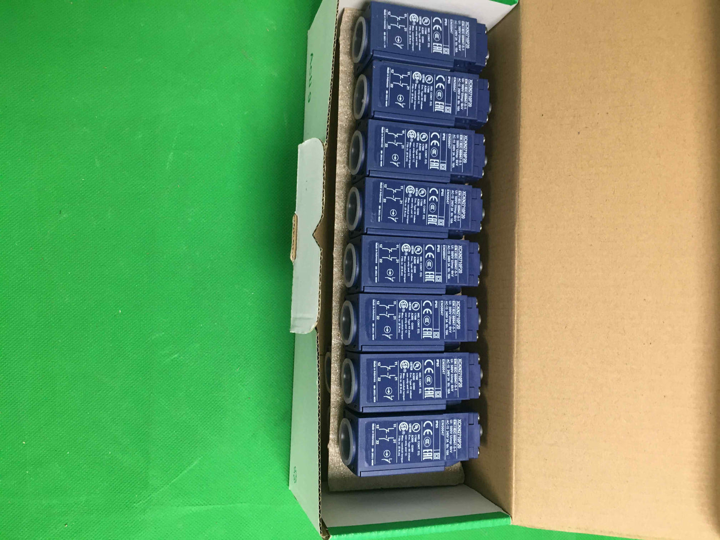 Schneider Electric-XCKN2710P20/XCKN2710P20