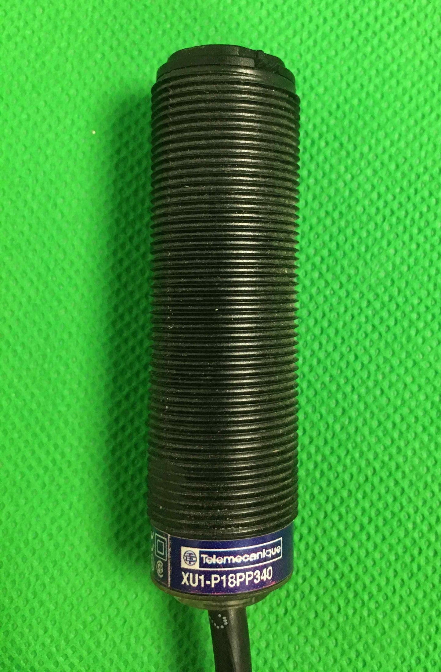 Schneider Electric-XU1-P18PP340 NEW/XU1P18PP340