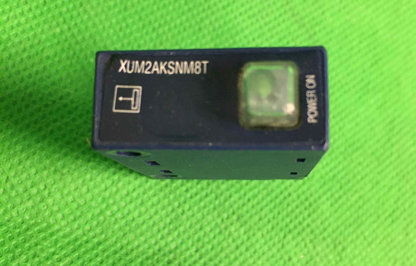 Schneider Electric-XUM2AKSNM8T/XUM2AKSNM8T
