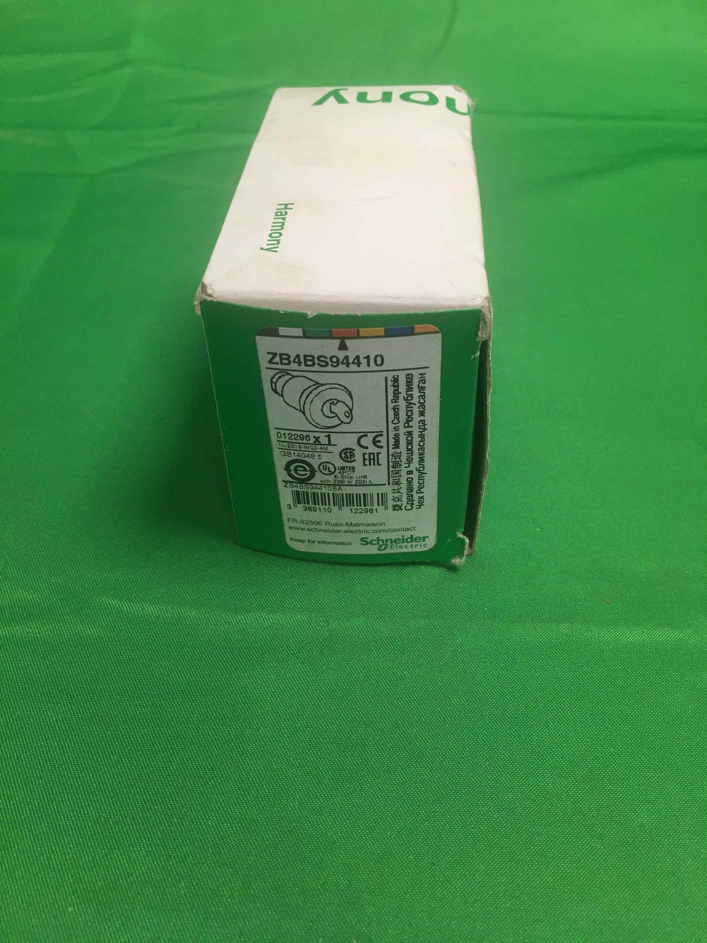 7672