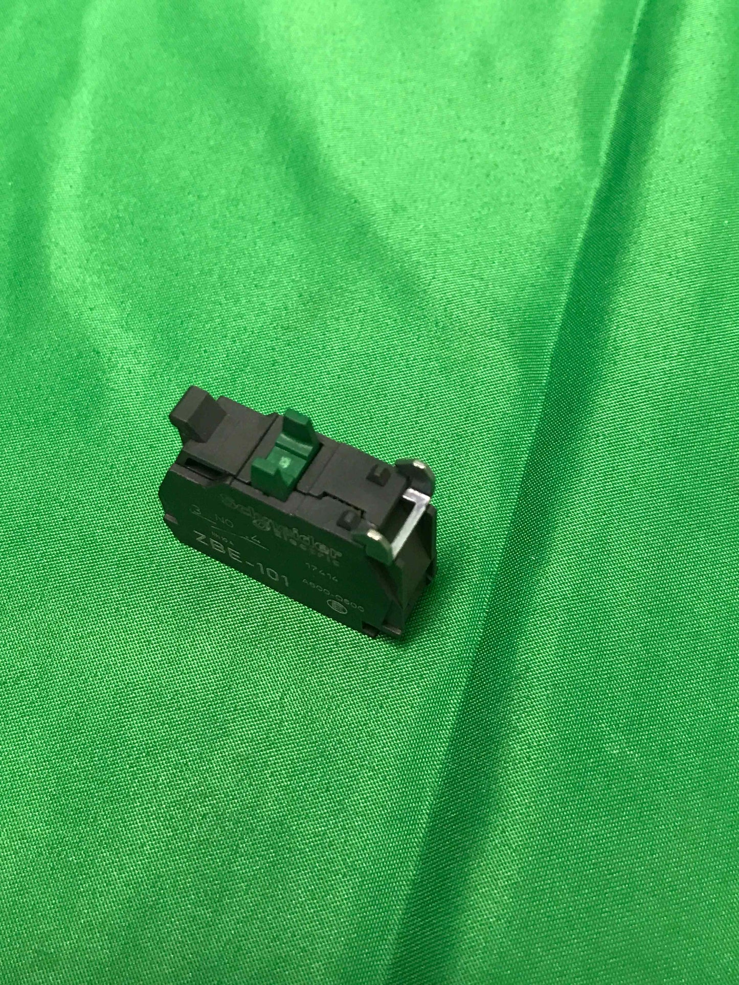 7144