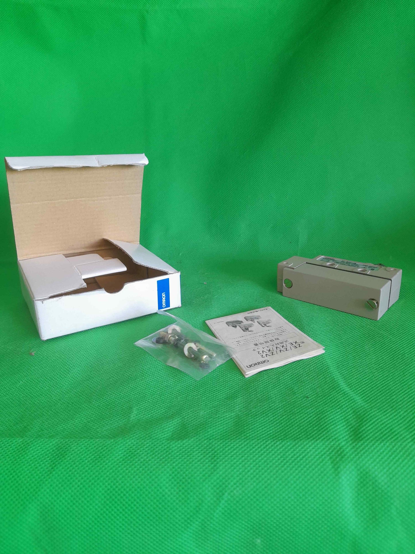 Omron-ZE-Q22-2G/ZEQ222G