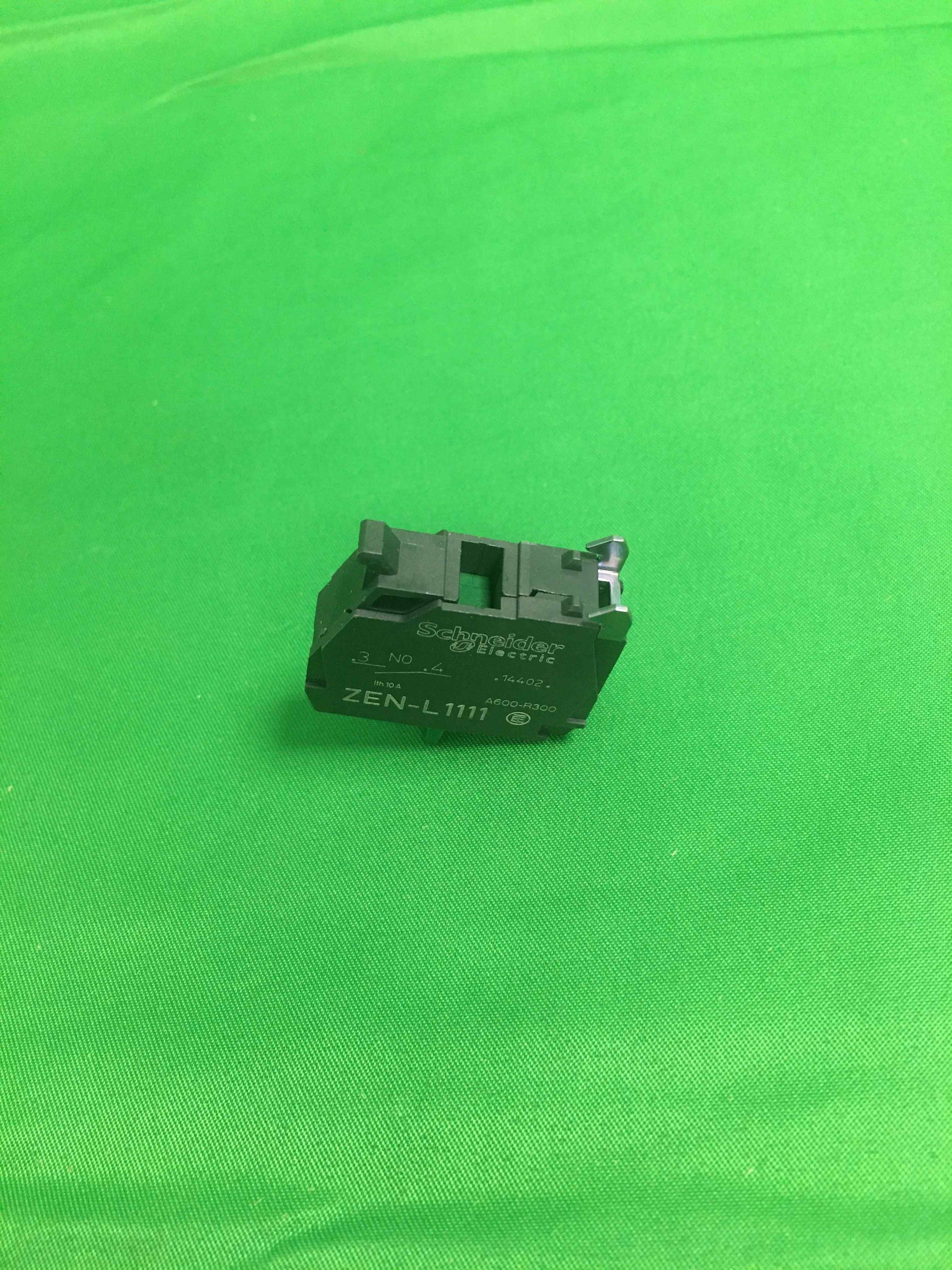 7681