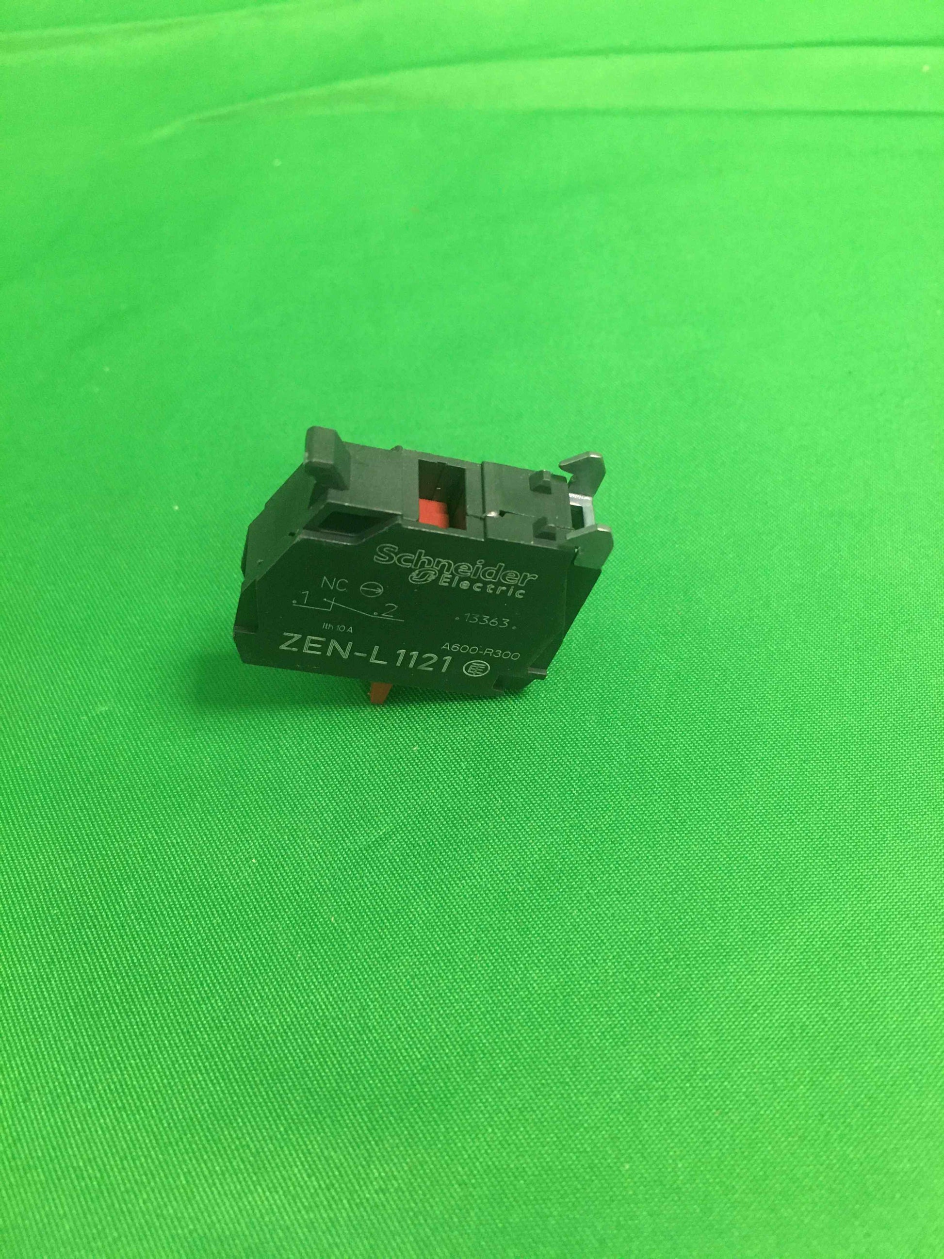 7682