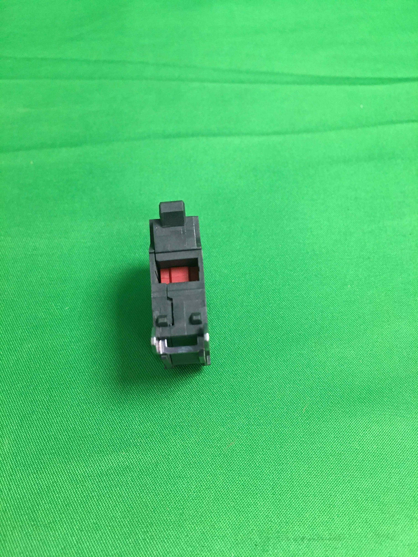 8136
